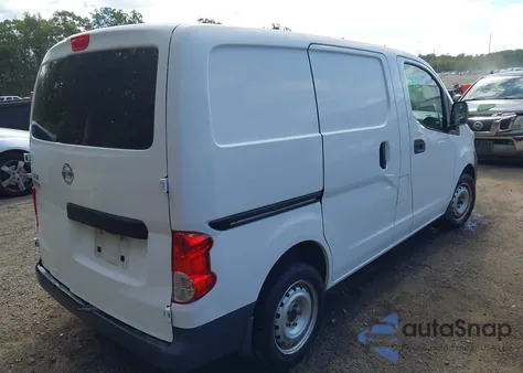 2015 Nissan Nv200 S из США, поврежденный, VIN 3N6CM0KN5FK729393